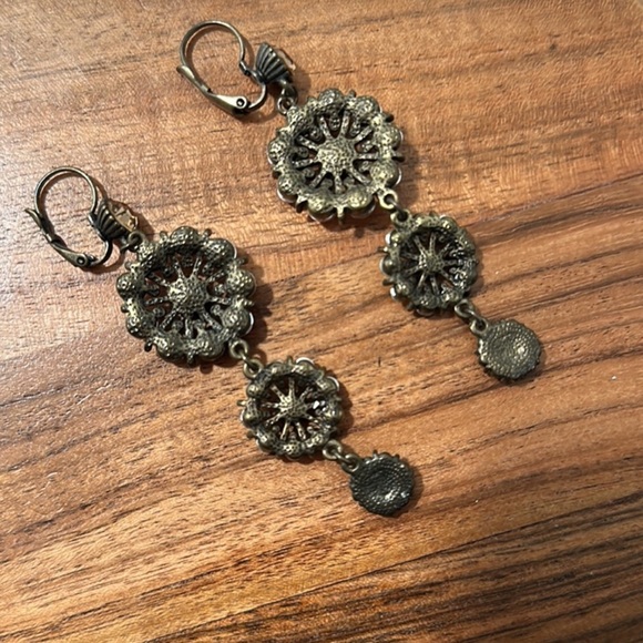 SALE ▪️BUNDLE 3/$12 - Picture 4 of 5